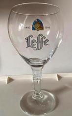 Bierglas van Leffe op voet. Hoogte 18 cm., Verzamelen, Biermerken, Ophalen of Verzenden, Zo goed als nieuw, Glas of Glazen, Leffe