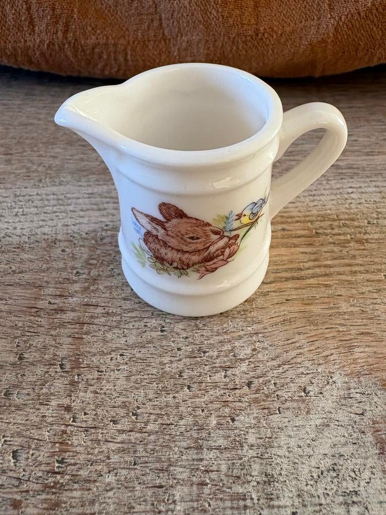 Royal Doulton Bunnykins Melkkan & Peper/Zoutstel, Ophalen of Verzenden, Gebruikt