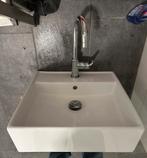 Wastafel met Grohe kraan - Nijmegen Oost, Doe-het-zelf en Verbouw, Sanitair, Ophalen, Gebruikt, Chroom, Wastafel