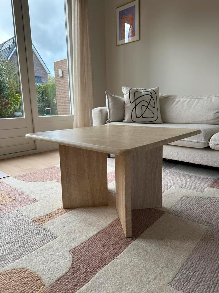 Vintage travertin salontafel 70 bij 70, Huis en Inrichting, Tafels | Salontafels, Gebruikt, Minder dan 50 cm, 50 tot 100 cm, 50 tot 100 cm
