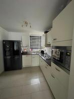 Complete Roomwitte Ariston Keuken met Apparatuur - Zelf Demo, Gebruikt, Overige materialen, Overige typen, Ophalen of Verzenden