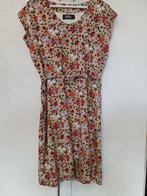4 funky flavours jurk M zgan, Kleding | Dames, Jurken, Ophalen of Verzenden, Zo goed als nieuw, Onder de knie