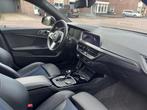 Bmw 1-SERIE 120I HIGH EXECUTIVE AUTOMAAT M-PAKKET / NAVI / D, Auto's, BMW, 1998 cc, 730 kg, Gebruikt, Euro 6