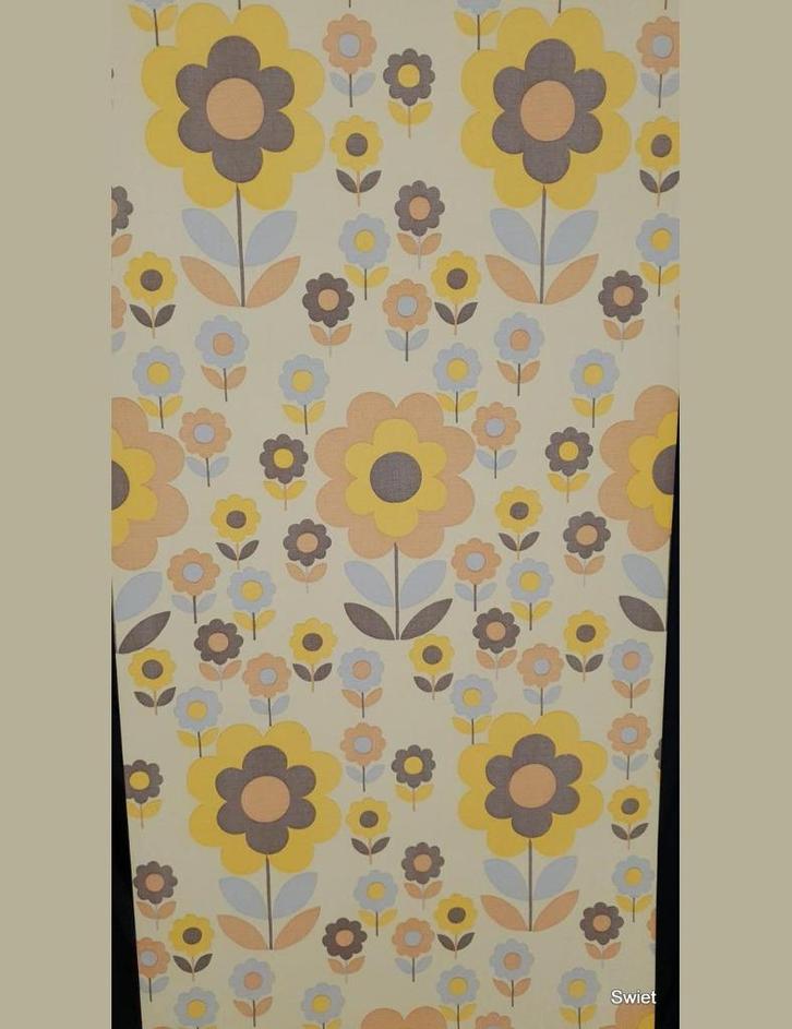 6649 pastel bloemen vintage wallpaper geel blauw bruin swiet, Huis en Inrichting, Stoffering | Behang, Blauw, Bruin, Geel, Verzenden