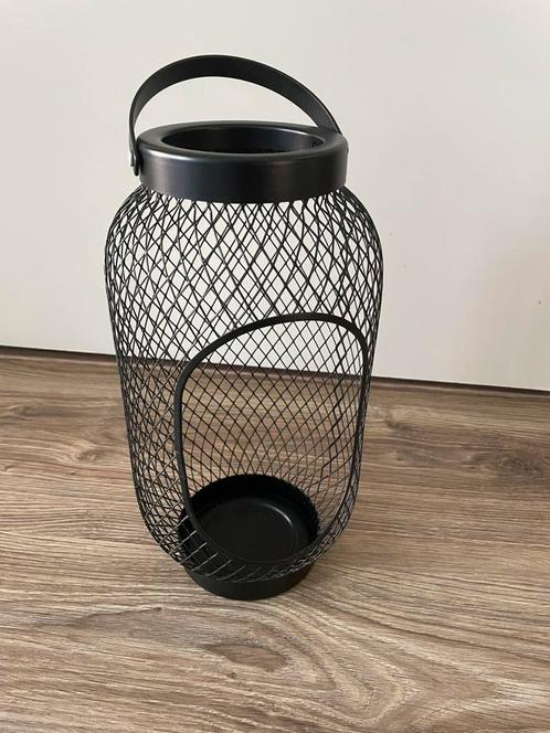 Zwart windlicht Ikea, Huis en Inrichting, Woonaccessoires | Kandelaars en Kaarsen, Nieuw, Kandelaar, 25 tot 50 cm, Metaal, Zwart