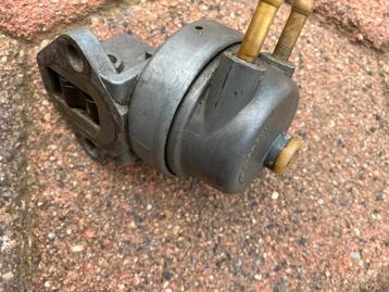 Brandstofpomp Fiat 850 beschikbaar voor biedingen