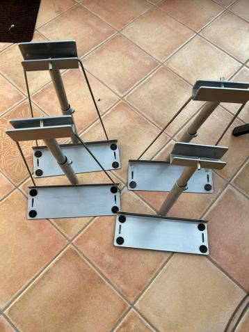 IKEA Effektiv pc ophang beugels - afbeelding 4