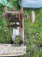 Molensteen set antieke handboormachine houten, Ophalen