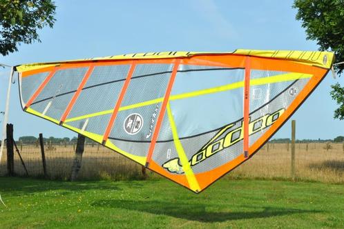 3.4m2 NorthSails Voodoo zeil - superstaat!, Watersport en Boten, Windsurfen, Gebruikt, Zeil, Met draagtas, Minder dan 5 m², Ophalen of Verzenden