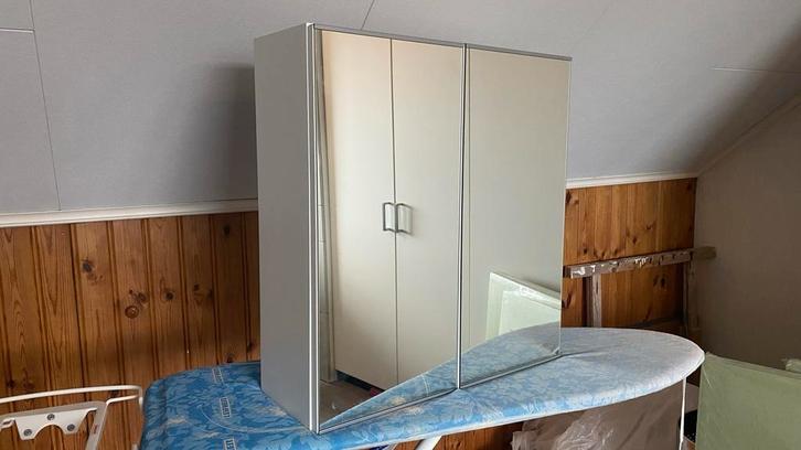 Ikea spiegelkast Badkamer, Huis en Inrichting, Badkamer | Badkamermeubels, Zo goed als nieuw, Spiegelkast, Minder dan 100 cm, Minder dan 50 cm