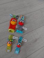 Baby rammelaar polsrammelaars en sokjes. Goed voor de ontwik, Ophalen of Verzenden, Zo goed als nieuw, Ontdekken