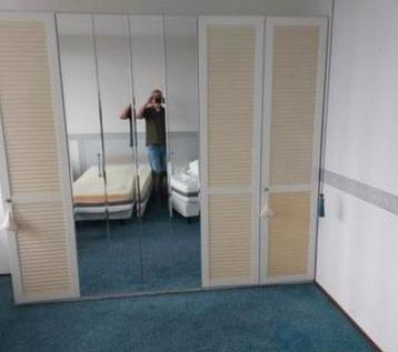 IKEA kledingkast minus spiegeldeuren