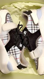 Burbberry, Kleding | Heren, Schoenen, Ophalen of Verzenden, Zo goed als nieuw, Burberry