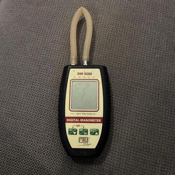 MRU DM 9200 digitale manometer beschikbaar voor biedingen
