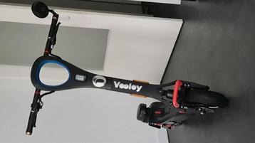 Tekoop:  VEELEY V5  e- step  met kenteken  beschikbaar voor biedingen