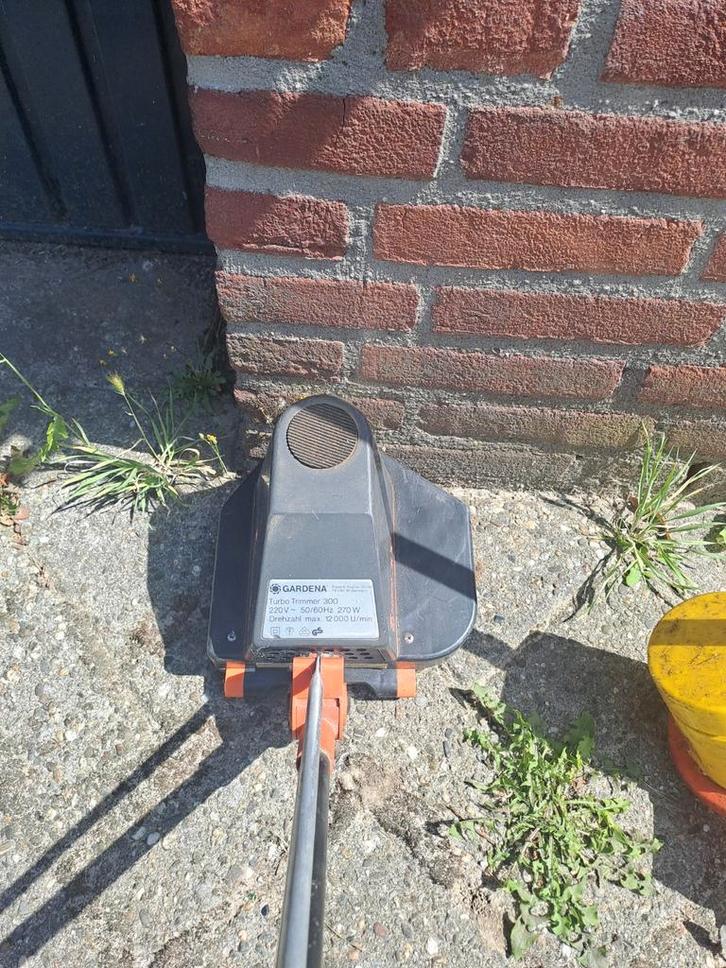 2 Elektrische Grastrimmers - Gardena & Henzog, Tuin en Terras, Grastrimmers, Gebruikt, Elektrisch, Minder dan 10 cm, Ophalen of Verzenden