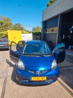 Toyota Aygo 1.0 12V Vvt-i 5DRS 2007 Blauw, Auto's, Toyota, Voorwielaandrijving, Metallic lak, Stof, 68 pk