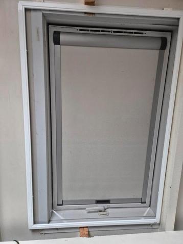 2 opzet horren raamhor met scharnier 77x117 beschikbaar voor biedingen