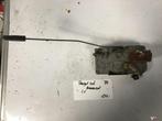 Peugeot 206 1999 Binnenslot Linksvoor