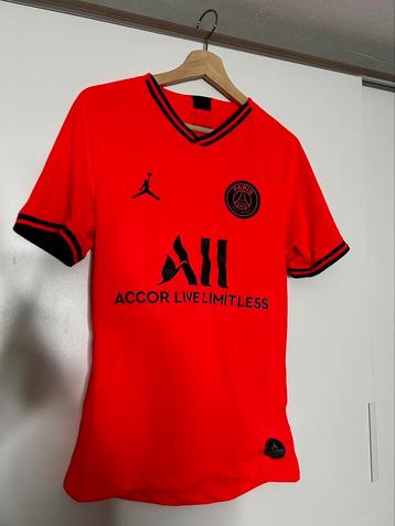 Paris Saint Germain voetbal shirt beschikbaar voor biedingen