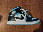 Nike Air Jordan 1 mid university blue black mt 40, Blauw, Ophalen of Verzenden, Nike Air Jordan, Sneakers of Gympen