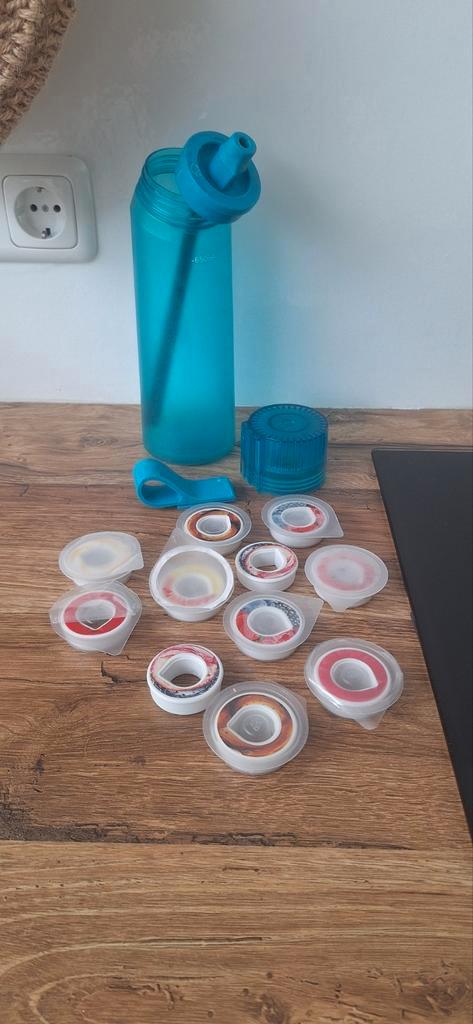 Air Up fles + diverse smaken, Huis en Inrichting, Keuken | Servies, Zo goed als nieuw, Overige stijlen, Glas, Ophalen of Verzenden