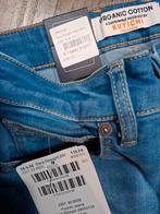 KUYICHI Sara straight fit jeans W26 L32, Kleding | Dames, Spijkerbroeken en Jeans, Blauw, KUYICHI, Nieuw, Ophalen of Verzenden