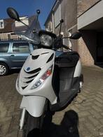 Piaggio Zip 50 "SP Edition" 2019 – Parelmoer wit – 5582km!, Fietsen en Brommers, Scooters | Piaggio, Ophalen, Maximaal 45 km/u