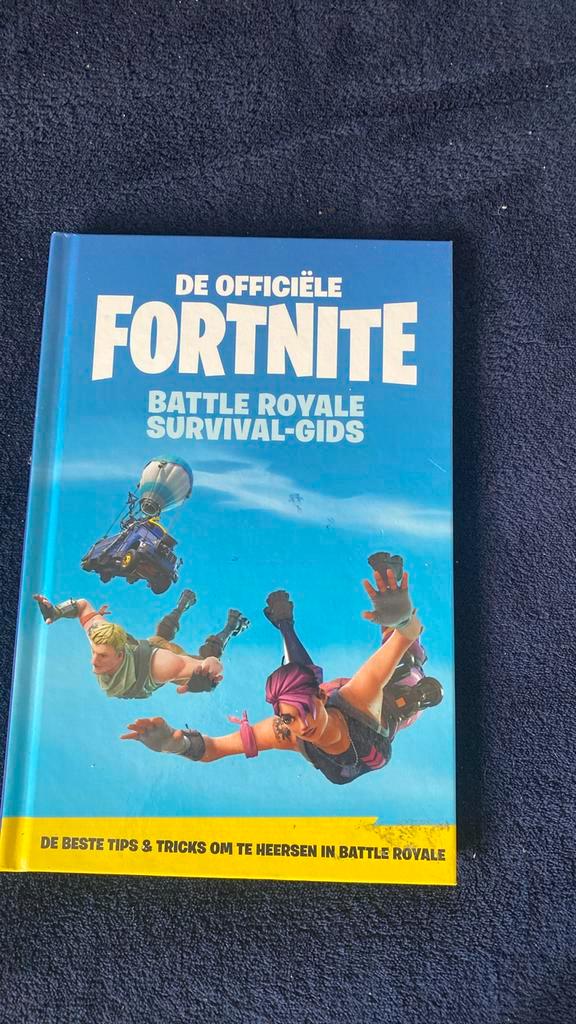 De officiële Fortnite, Boeken, Kinderboeken | Jeugd | onder 10 jaar, Zo goed als nieuw, Ophalen of Verzenden