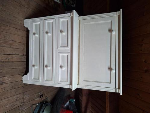 Witte houten commode met bijpassend ledikantje, Kinderen en Baby's, Kinderkamer | Commodes en Kasten, Gebruikt, Commode, Minder dan 90 cm