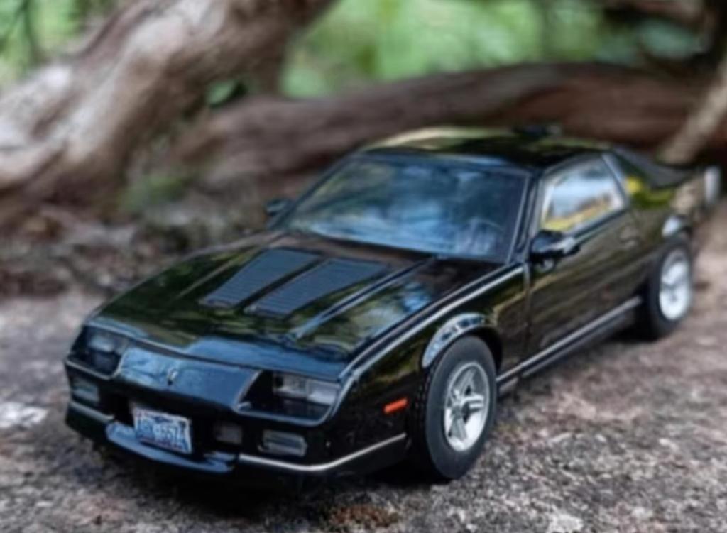 Chevrolet Camaro IROC-Z 1986 schaal 1/43 American cars # 62, Verzenden, Nieuw, Auto, Overige merken