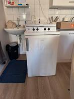 Tafelmodel koelkast met vriesvak, AEG, b 55cm, Witgoed en Apparatuur, Ophalen, Minder dan 85 cm, 100 tot 150 liter, Zo goed als nieuw