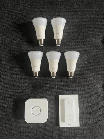Philips Hue set - 5 lampen (kleur) - bridge - afstandsbedien beschikbaar voor biedingen