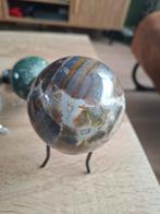 Mooie Edelsteen Bol - 623 gram, Verzamelen, Mineralen en Fossielen, Ophalen of Verzenden