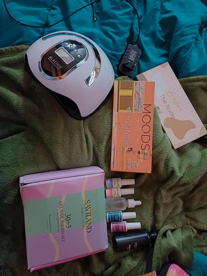 Gellak set, Sieraden, Tassen en Uiterlijk, Uiterlijk | Cosmetica en Make-up, Gebruikt, Handen en Nagels, Overige kleuren, Ophalen