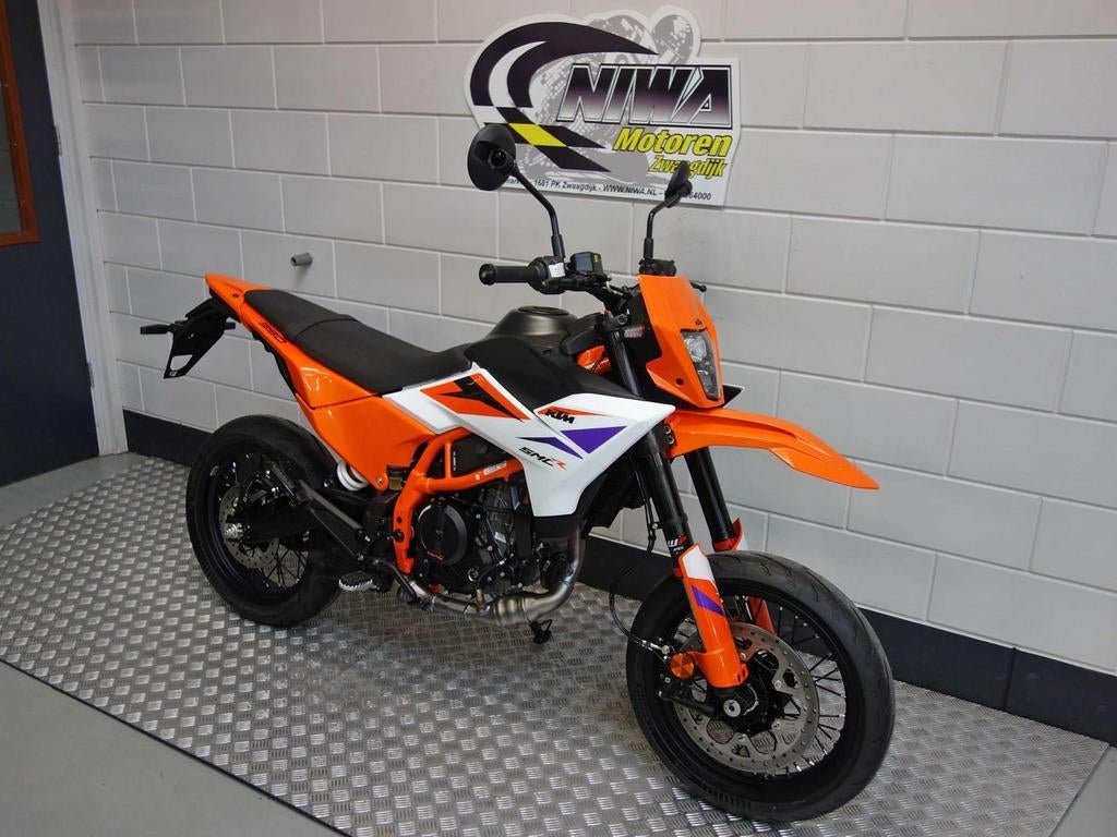 KTM 390 SMC R (bj 2026), 390 cc, KTM, Bedrijf, Onbekend
