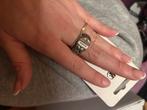 Buddha to Buddha Ben Ring Maat 19, Sieraden, Tassen en Uiterlijk, Ringen, Gebruikt, 19 tot 20, Ophalen of Verzenden, Dame of Heer