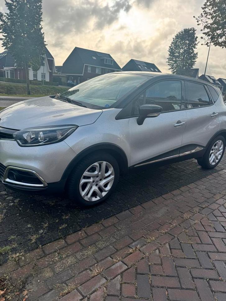Renault Captur 1.2 TCE 120 EDC 2015 Grijs, Auto's, Renault, Particulier, Captur, Benzine, B, SUV of Terreinwagen, Automaat, Origineel Nederlands