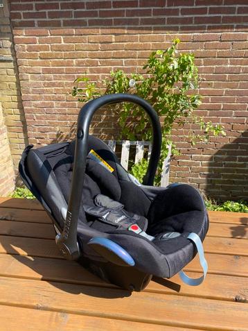 maxi cosi inclusief familyfix beschikbaar voor biedingen