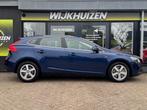 Volvo V40 2.0 D4 Ocean Race met Panorama dak ! Leder ! Navig, Auto's, Volvo, Voorwielaandrijving, Gebruikt, Euro 6, Blauw