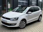 Volkswagen Polo 1.2 TSI Life PANO|XENON|LED, Voorwielaandrijving, Stof, Gebruikt, Zwart