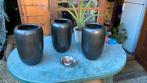 Antracietkleurige bloempotten 34,5 hoog x 23 cm doorsnede., Tuin en Terras, Bloempotten, Rond, Ophalen of Verzenden, Zo goed als nieuw