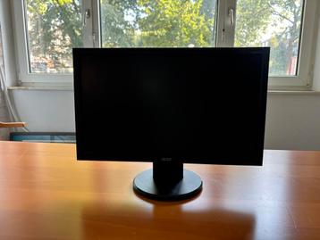 Twee Acer monitoren beschikbaar voor biedingen