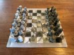 Schaakset - alabaster/marmer (gemaakt in Italië), Een of twee spelers, Ophalen, Gebruikt