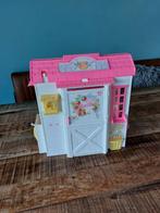 Barbie manege met accessoires, Ophalen of Verzenden, Gebruikt