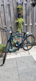MOUNTAINBIKE 26 INCH MET 21 VERSNELLINGEN., Fietsen en Brommers, Fietsen | Jongens, Ophalen, Zo goed als nieuw, Overige merken