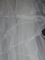 sluier met steentjes aan uiteinde, Kleding | Dames, Ophalen of Verzenden, Zo goed als nieuw, Wit, Accessoires