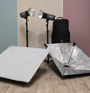 Falcon Eyes Studioflitsset TFK-2600L beschikbaar voor biedingen