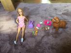 Barbie met hond en 3 puppy's en accessoires., Ophalen of Verzenden, Gebruikt, Barbie