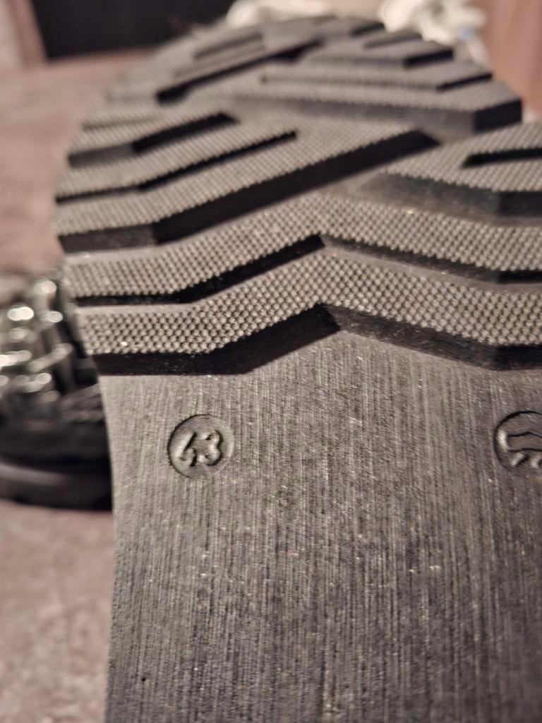 Instappers maat 43, Kleding | Dames, Schoenen, Ophalen of Verzenden, Nieuw, Instappers